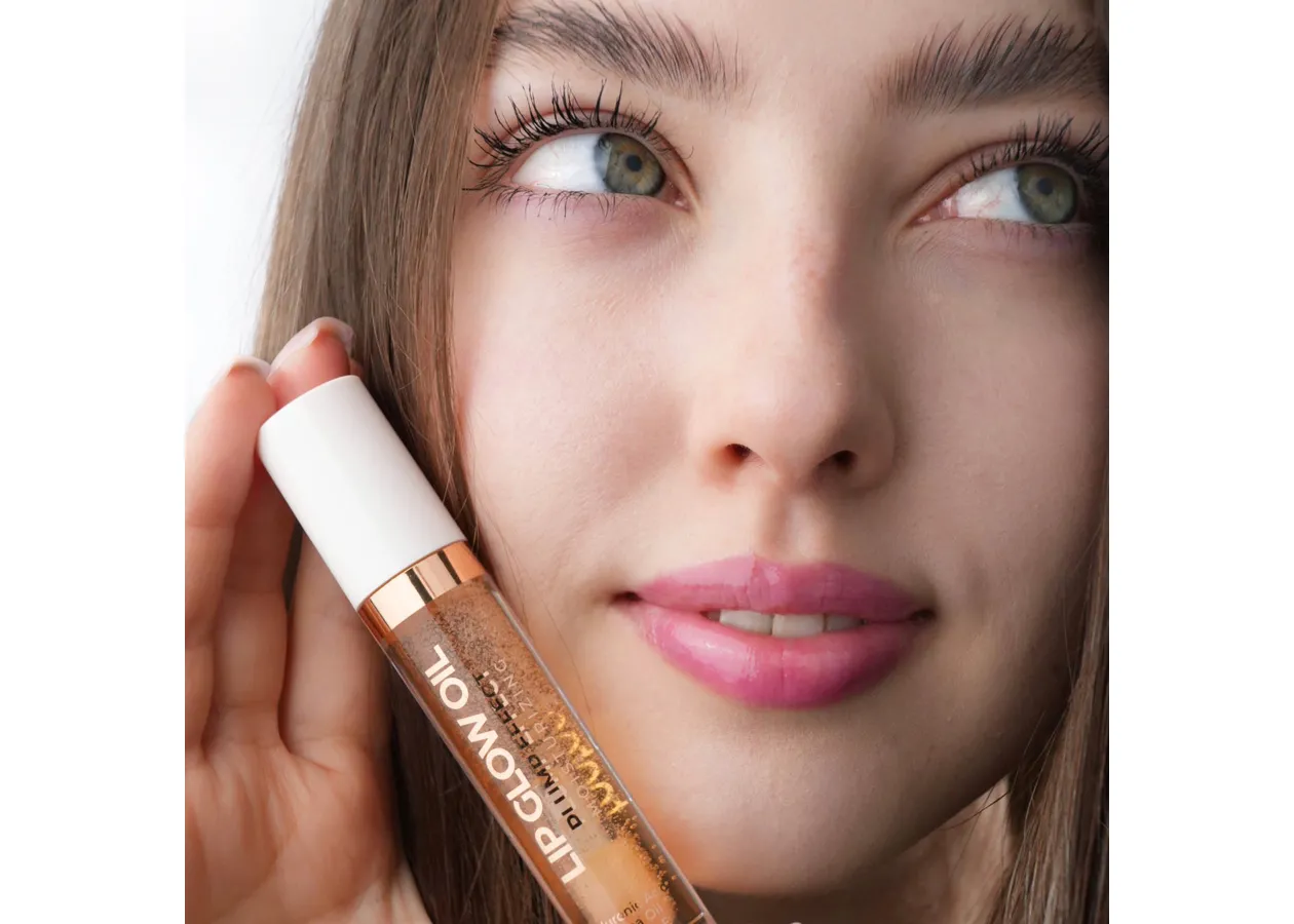 Олійка для губ Topface Lip Glow Oil Plump Effect 002 Citrus PT216 (4 мл) - Фото 2